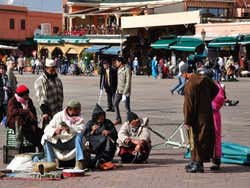 Domadores de serpientes en Jamaa el Fna
