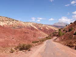 Camino entre la Kasbah Telouet y Ait Ben Haddou